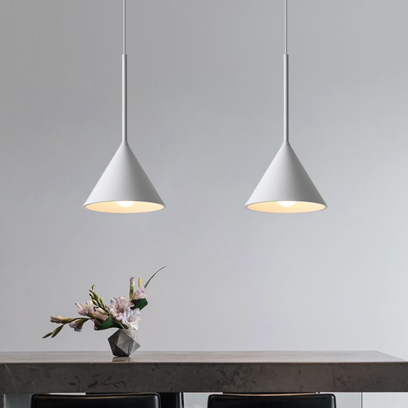 Lámpara colgante de techo Macron Luz de techo de metal simple para dormitorio de comedor