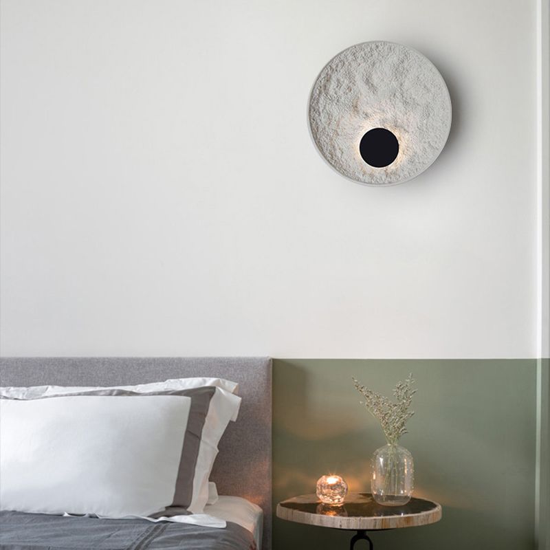 White Modern Metal Wall Sconce Circle Shape Wall Light with Resin Shade for Bedroom