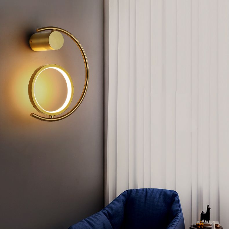 Modern Linear Wall Mounted Light Fixture Metal 1 Light Wall Sconce for Living Room