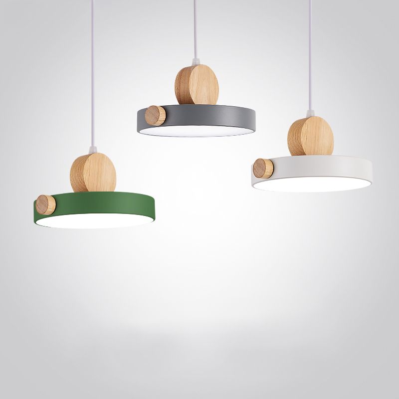 Forme de gâteau ronde Éclairage suspendu moderne Macaron Style Metal 1 Pendant léger