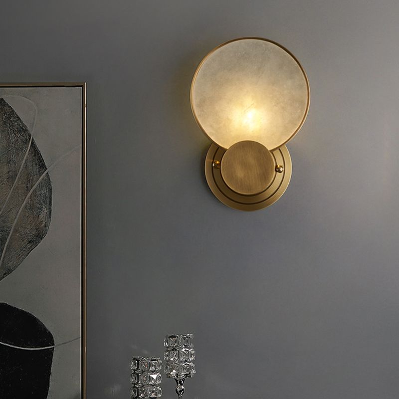 Retro Style Brass Wall Light Round Shape Gold Wall Sconce with Mica for Living Room