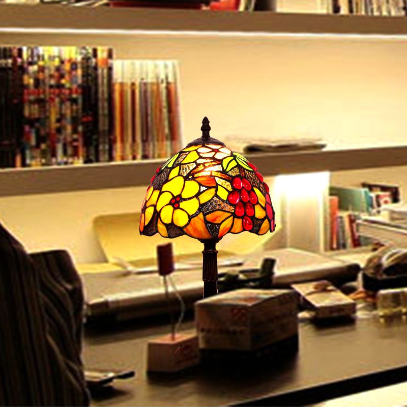 Stained Glass Red Table Light Flower and Grapes Pattern 1 Head Tiffany Night Stand Lamp