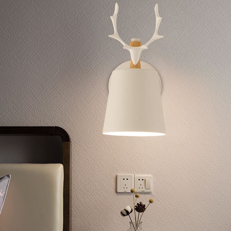 Modern Style Antlers Shape Wall Sconce Metal 1 Light Sconces for Bedroom
