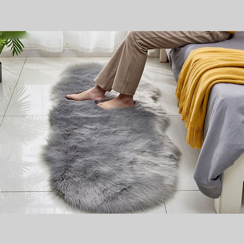 White Bedroom Plush Area Rug Polyester Area Carpet Solid Color Stain Resistant Rug