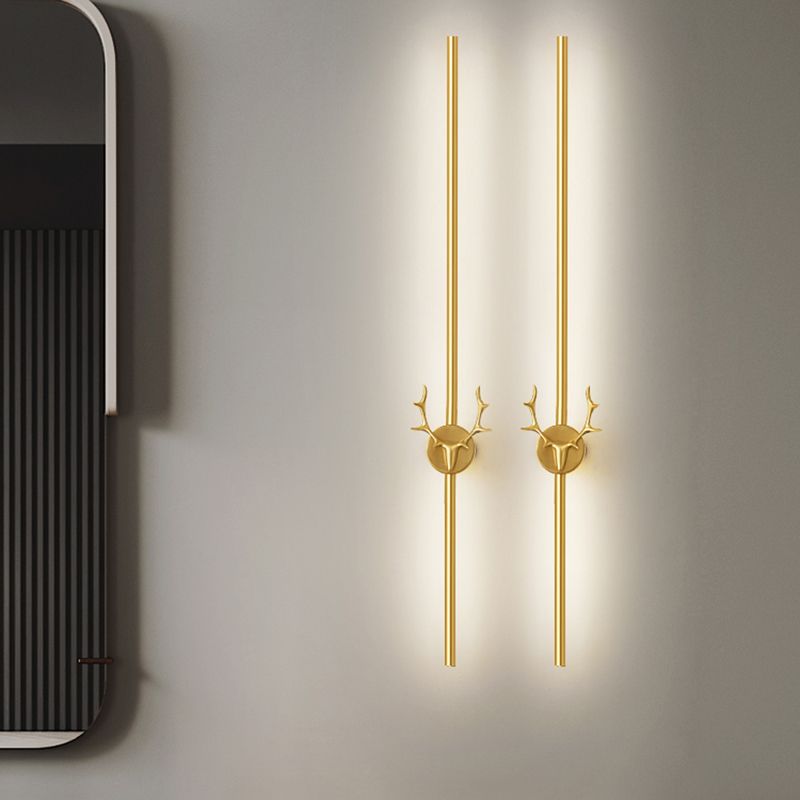 Modern Metal Wall Sconce Linear Shape LED Wall Light with Acrylic Shade for Bedroom