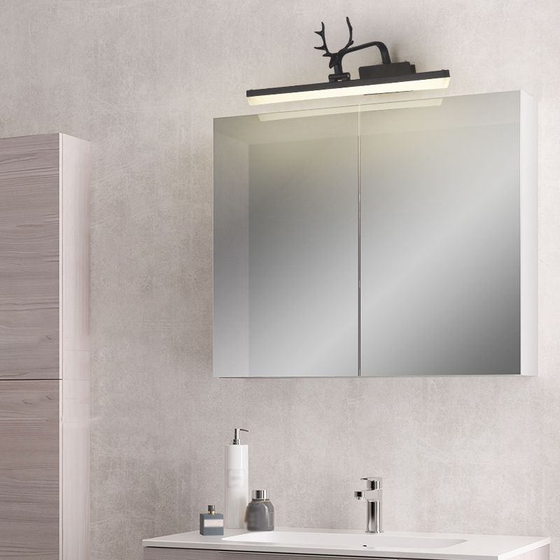 Linear Metal Wall Sconce Modern Style 1-Light Mirror Wall Mount Light Fixture
