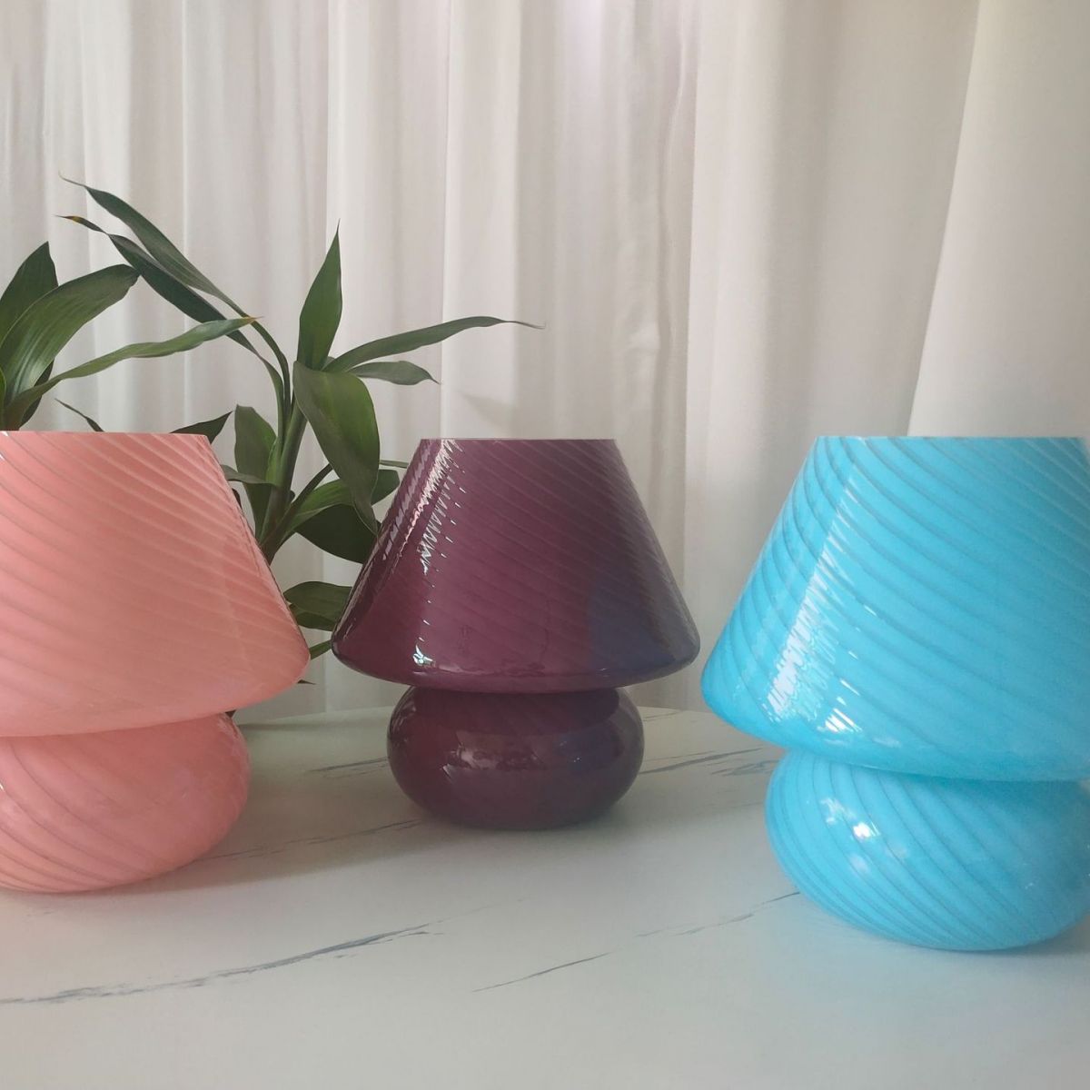 Trendy paddestoelvormige tafellicht macaron glas 1-licht nachtkastje lamp voor slaapkamer