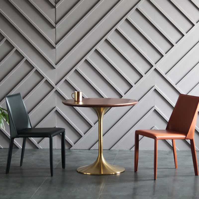 Silla sin brazos de comedor de metal moderno, silla lateral de comedor de cuero para uso en restaurantes