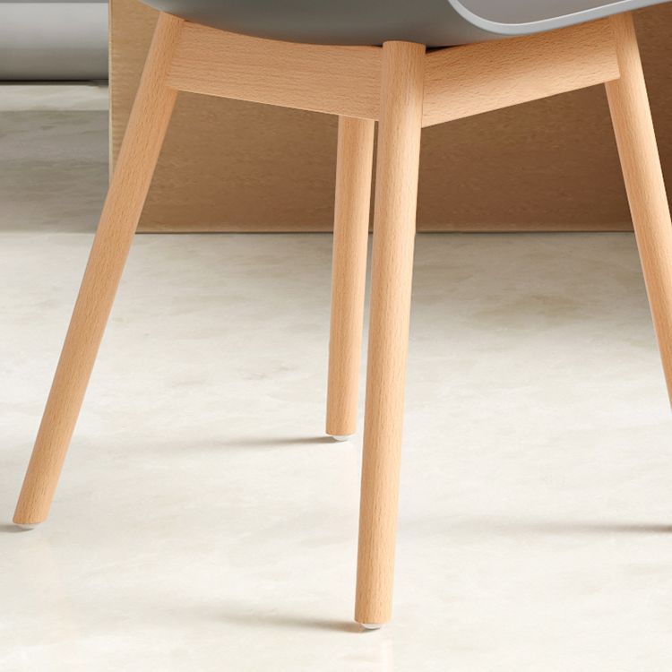 Silla de cafetería escandinava de madera Parsons Silla de comedor con acabado mate (juego de 4)