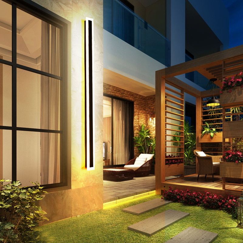 Linear Shape Metal Wall Lighting Modern Style 1 Light Wall Mount Light in Black