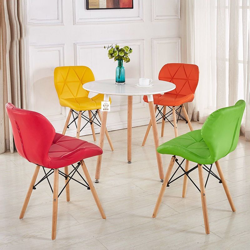 Sedie da pranzo laterale in pelle nordica sedia a bracciale senza braccio con gambe in legno