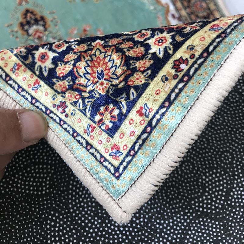 Stylish Medallion Pattern Area Carpet Red Traditional Area Rug Anti-Slip Rug for Living Room