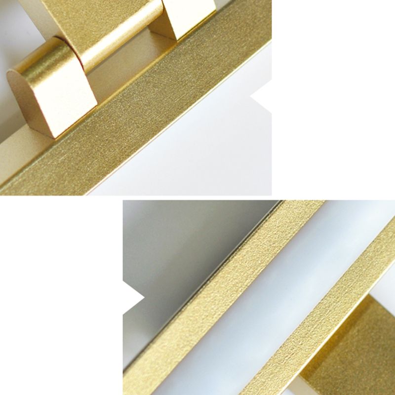 Lampe murale à LED linéaire en or dans une application murale intérieure en aluminium concis moderne avec une teinte en silicone