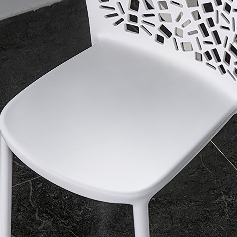 Scandinavische open achterkant Dining Side stoel Plastic Dining Armless Stoel