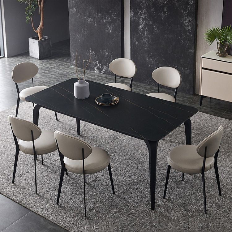 Restaurante contemporáneo Silla lateral de cuero Silla de comedor con respaldo abierto y patas negras