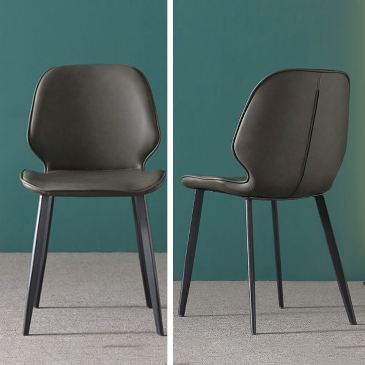 Sillas de comedor sin brazos tapizadas Sillas laterales con respaldo de cuero con patas de metal