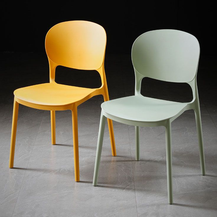 Silla de comedor plástica escandinava con parte posterior abierta y acabado mate de la silla lateral de la sala de conferencias