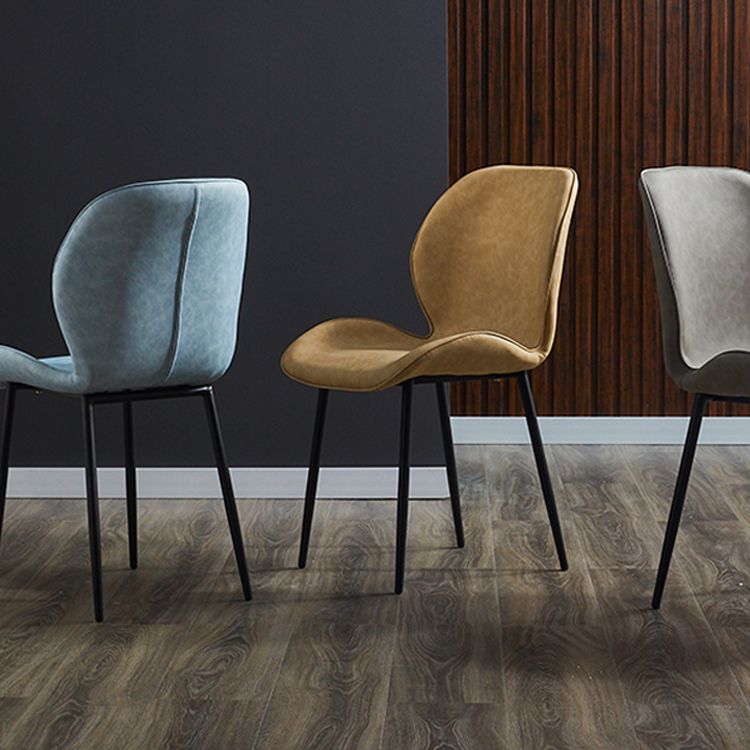 Chaise d'appoint en métal pour café scandinave, finition mate, chaise de salle à manger à oreilles