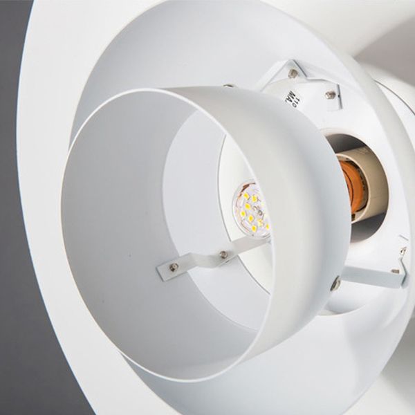 Simplicidad contemporánea Folletos de techo de granja con sombra metálica