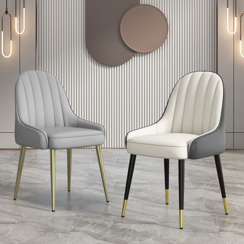 Silla de comedor tapizada de metal con respaldo Parsons de sillón escandinavo de interior