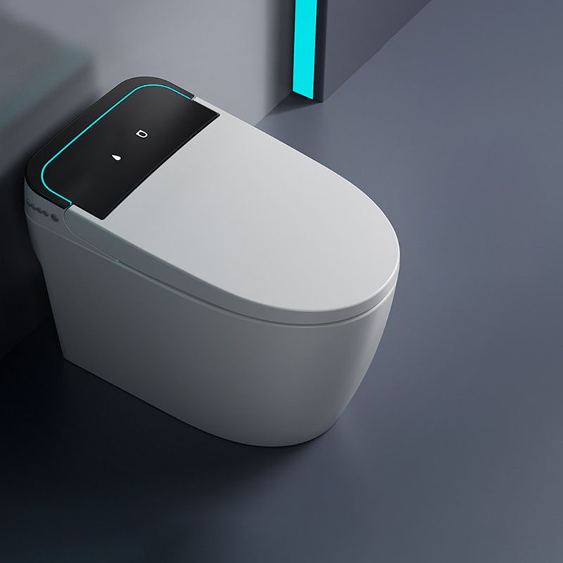 Modern Floor Mount Skirted Toilet Bowl Siphon Jet Toilet with Seat for Bathroom