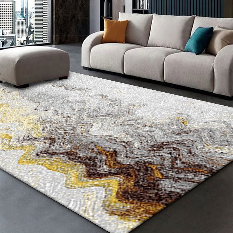 Gold Modern Carpet Polyester Graphic Carpet Non-Slip Backing Carpet Living Room