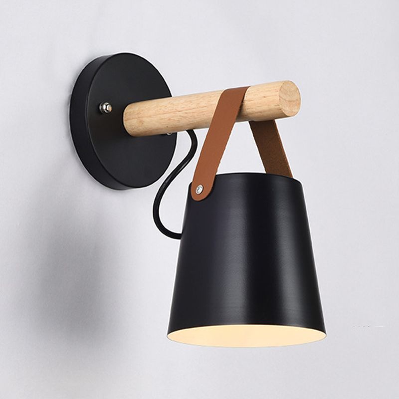 Modern Style Metallic Wall Light Minimalist Wall Light Sconce for Bedroom