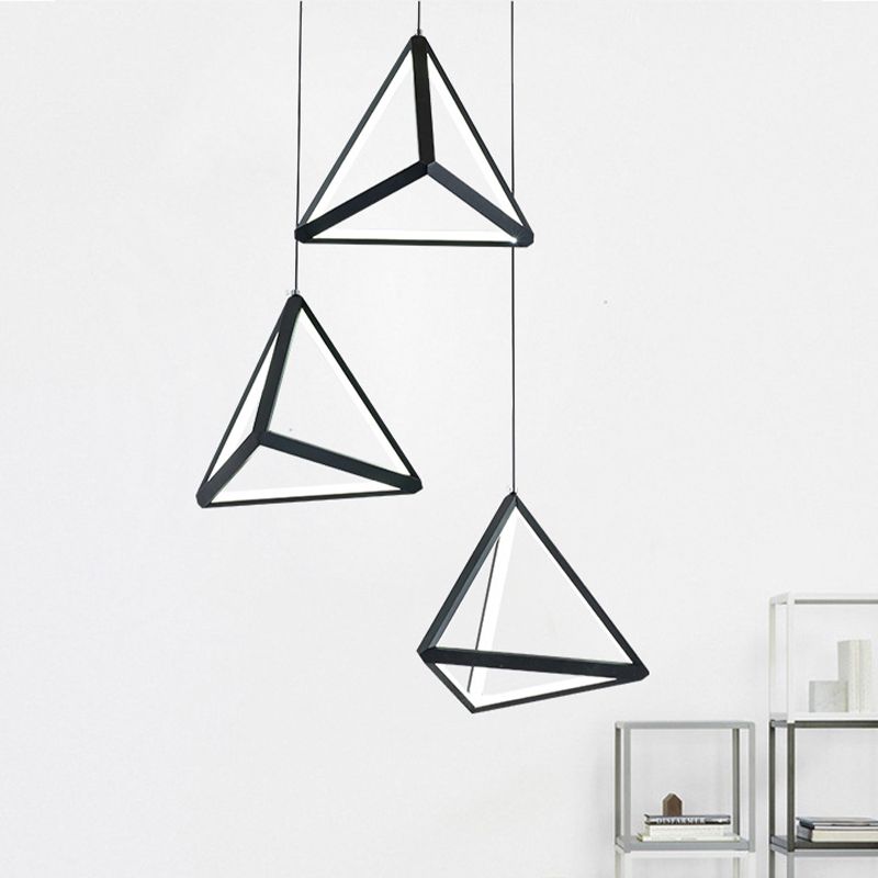 3 Heads Restaurant Multi Light Pendant Simple Black LED Hanging Ceiling Lamp with Triangle Metal Shade