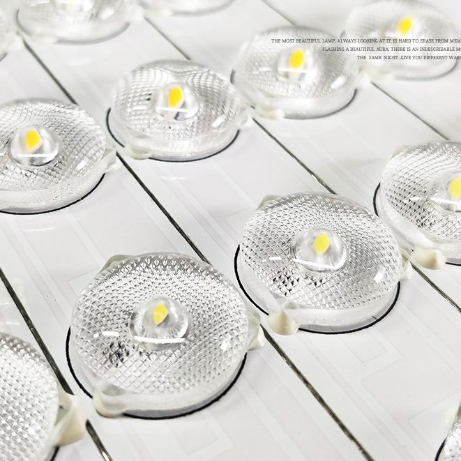 Nordic Style Wood Flush Mount Ceiling Lamp Cartoon Shape LED Flush Mount Lighting for Kids Bedroom