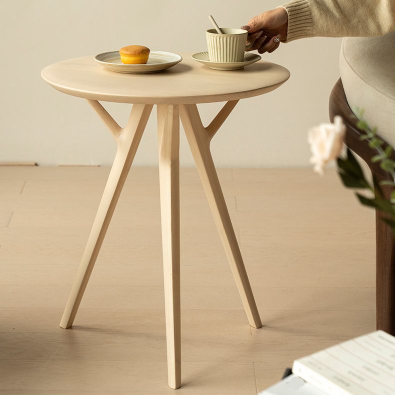 Maple Wood Side Table Modern Outdoor Round Patio Table in Natural