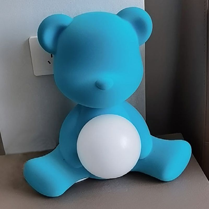 Modern Style Bear Shape Table Lamp Resin One Light Table Light