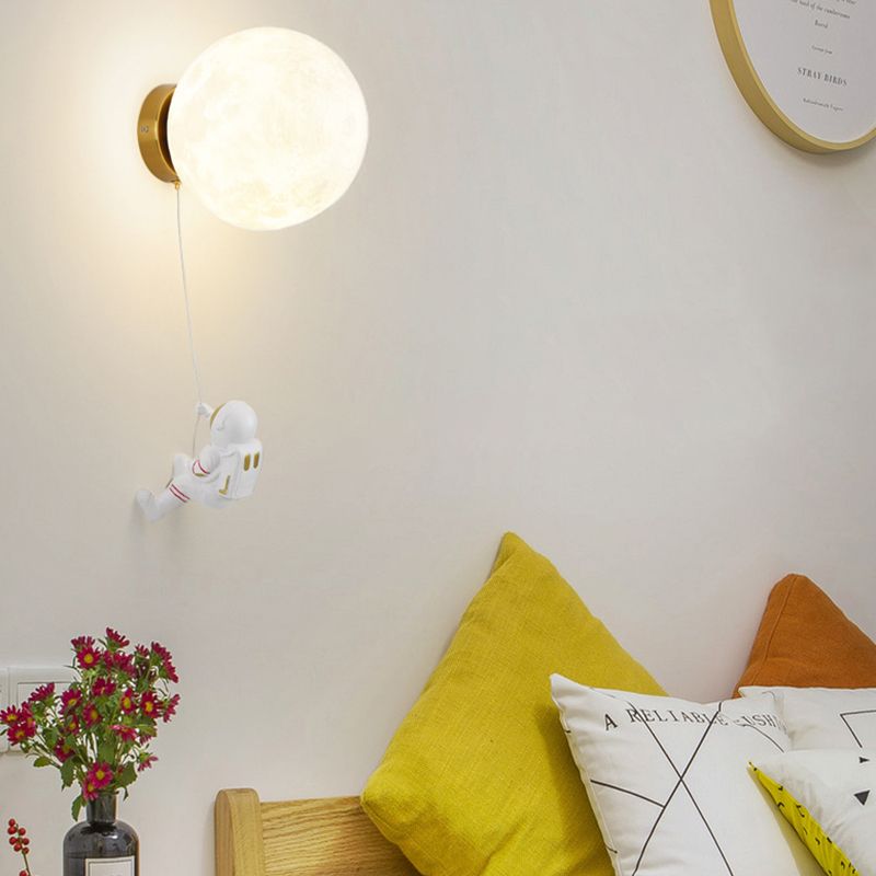 Cartoon Style Iron Wall Light Ball Shape Wall Lamp for Children's Room (Included Doll)