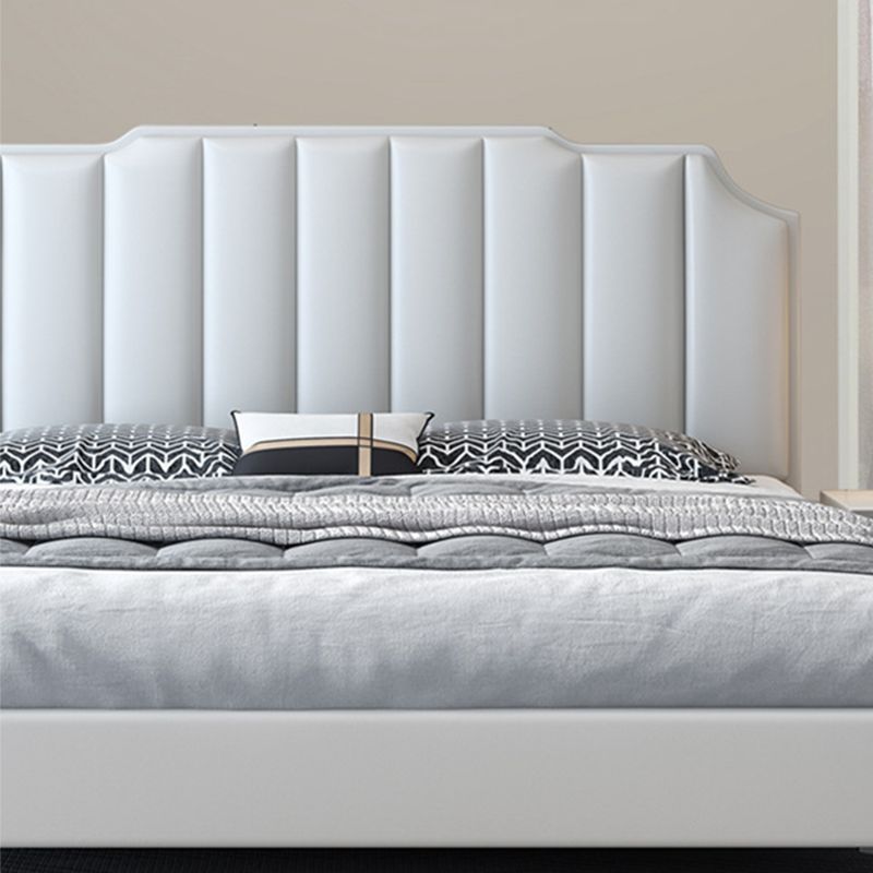 Glam Solid Wood Solid Color Mattress Included with Scooped Headboard Standard Bed