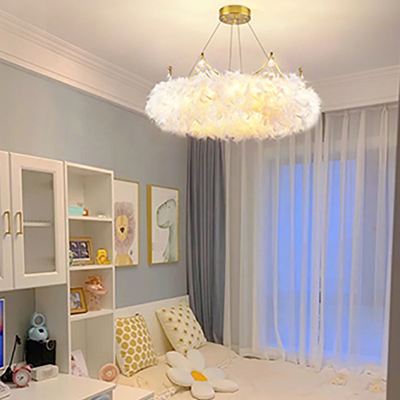 Kronkronleuchterleuchten moderne, weiße Kronleuchterlampe mit Federton