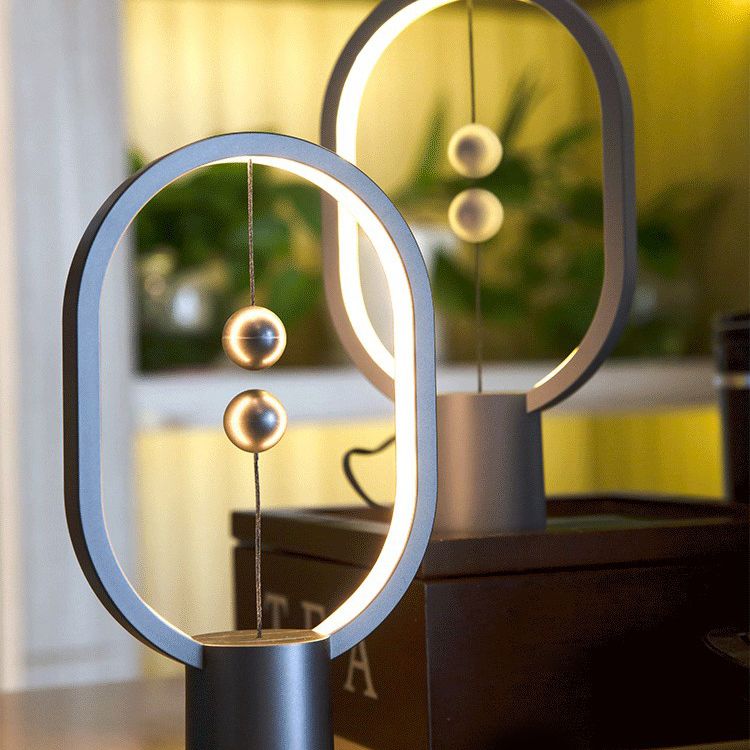Circle LED Table Light Modern Minimalist Style Table Lamp with Plastic Shade for Living Room