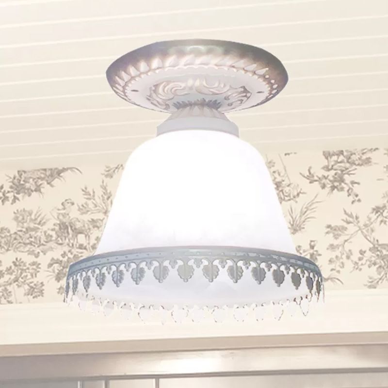 Opal Glass Bell Small Massimale Lampada Farmhouse 1 - Light Corridoio Flush Montato Light con Trim in Bianco