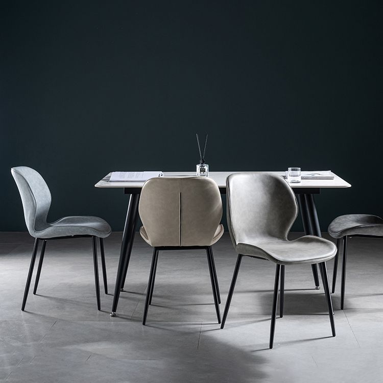 Chaise d'appoint scandinave en cuir avec finition mate et dossier à oreilles (Ensemble de 2)