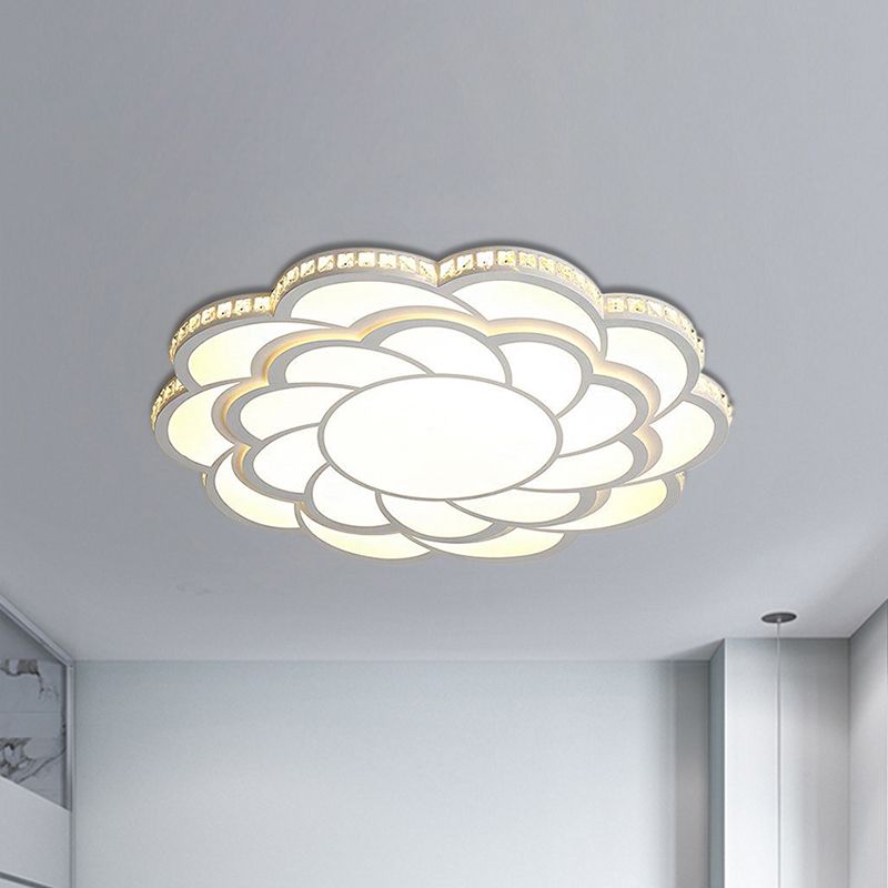 31.5"/39" Wide Blossom Large Flush Mount Fixture Modern LED Crystal Accent Flush Mount Lamp in Warm/White Light