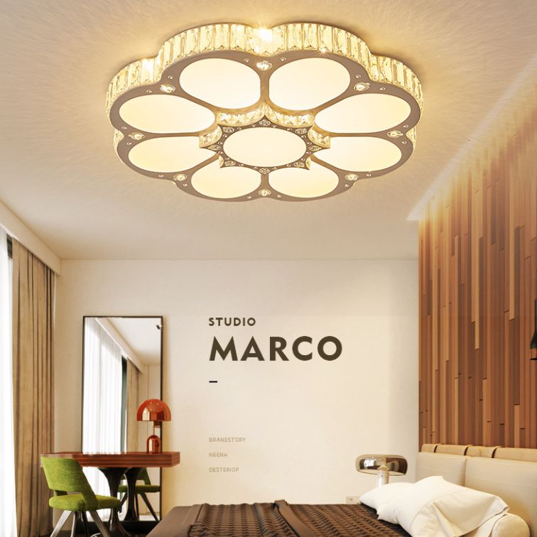 Flower Ceiling Mounted Light Minimalist Crystal Bedroom LED Flush Light in White