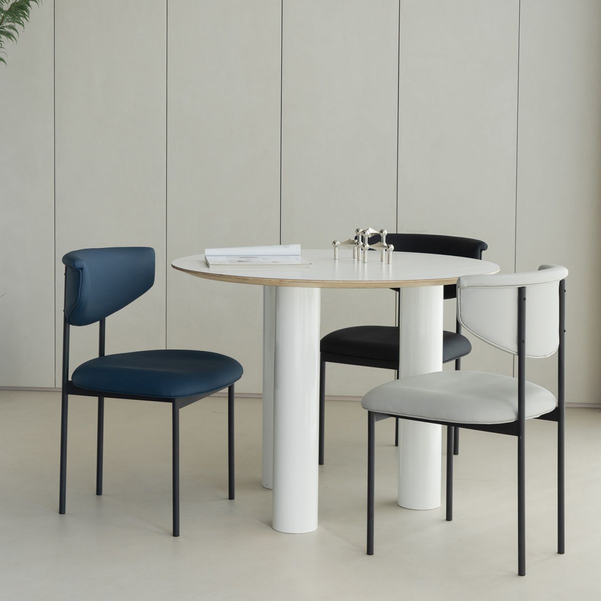 Nordic Armless Backrest Cushion Chair with Metal Legs for Dining Room