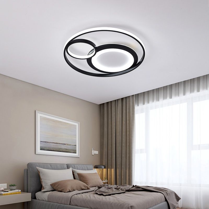 Minimalist LED Flush Mount Ceiling Fixture Black Circle Flush Mount Lighting with Metal Shade