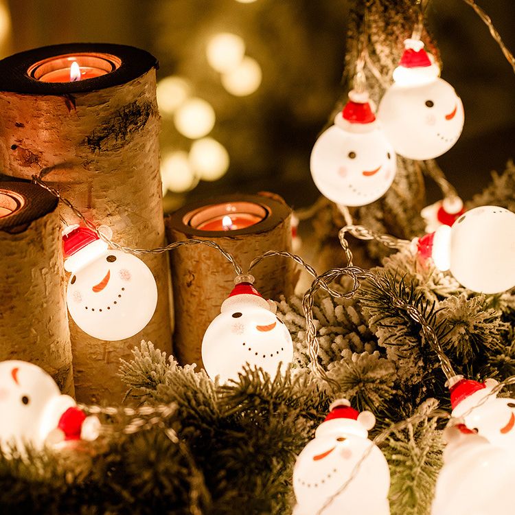 Modern Romantic LED Christmas Lamp Plastic Decorative Lights for Exterior Spaces