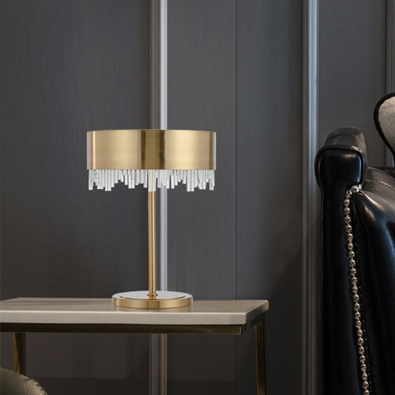 Modernista 1 scrivania cristallina a testa in oro chiaro lampada da tavolo notturno con tonalità metallica