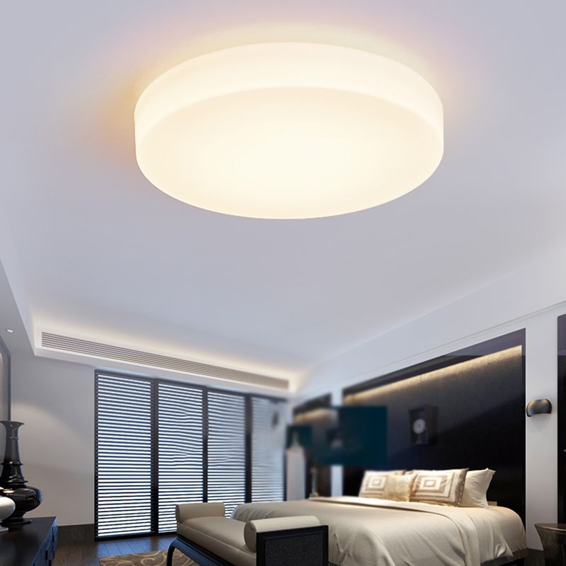 Round Shape Ceiling Lamp Modern Simple Style Iron 1 Light Flush Mount with Glass Lampshade for Aisle