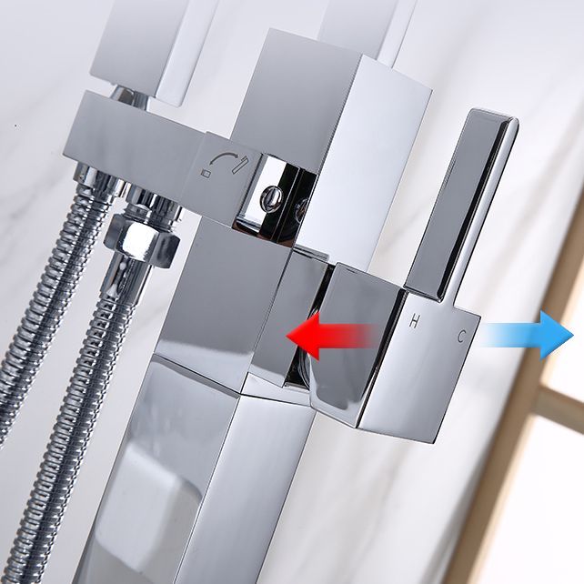 Floor Mounted Copper Freestanding Tub Filler High Arc Freestanding Faucet with Hose
