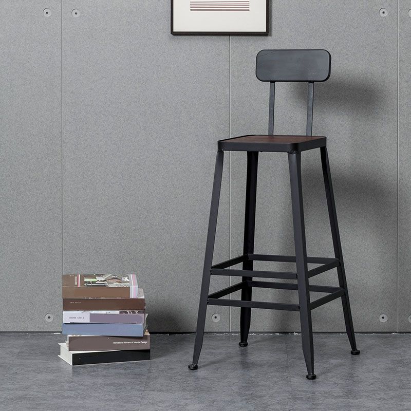 Industrial Style Wood Top Barstool Indoor Black 4 Legs Bar Stool for Coffee Shop