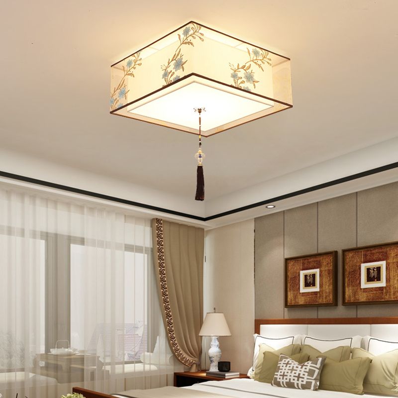 Traditional Flush Mount Light Fixtures 3-Light White Flushmount Ceiling Lamp for Living Room
