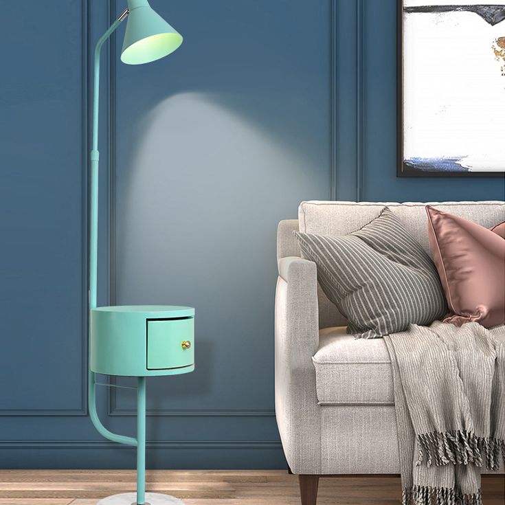 Verstellbare Hornschattenstehung Lampe Makkaron Metall 1 Lampen Wohnzimmer Bodenbeleuchtung mit Schublade