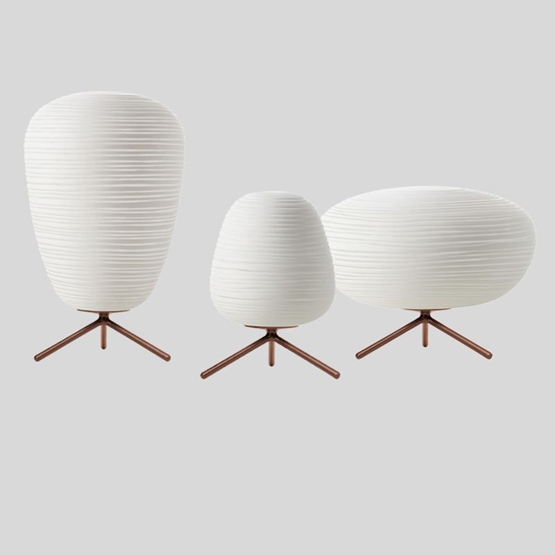 Lampe de table en forme de coco-coco en verre nerveux blanc nervuré 1-Light Bedroom Night Light avec trépied