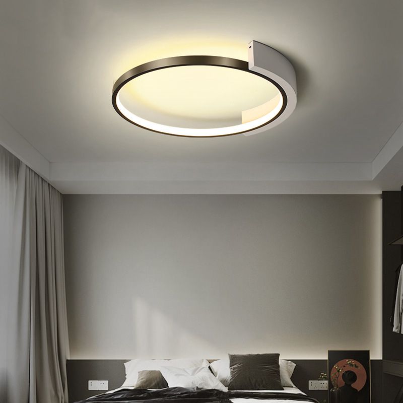 Circle Ceiling Light Fixture Modern Style LED Metal Ceiling Mounted Light